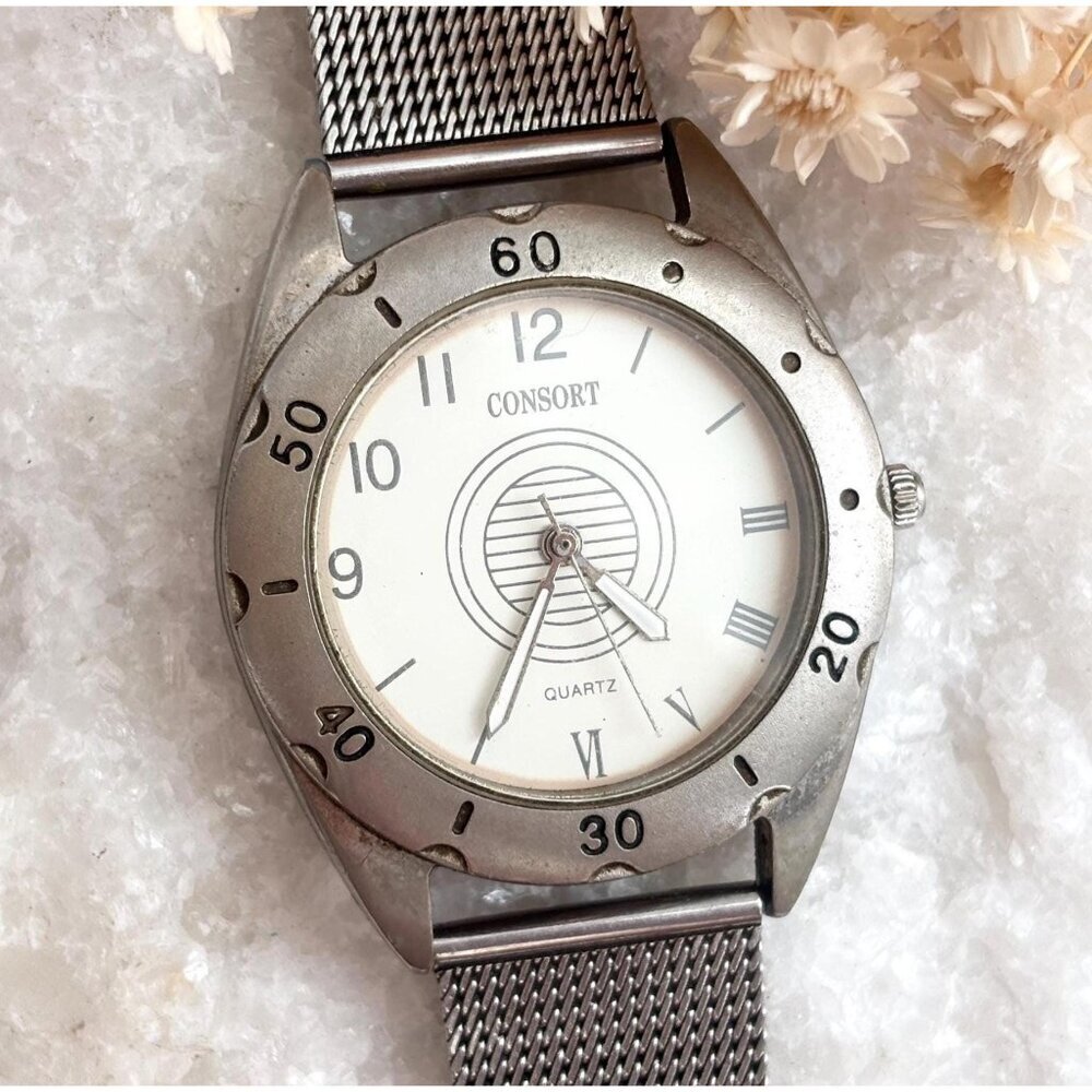 Consort Silver Toned V-180 Vintage Unisex Wristwatch - 35mm - WORKS!